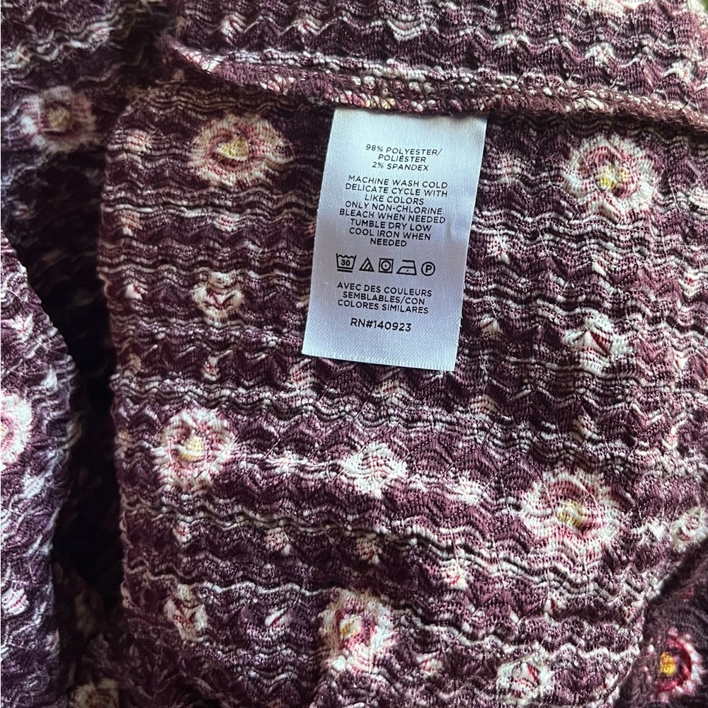 LOFT Maroon Patterned Textured Top - Picture 9 of 9